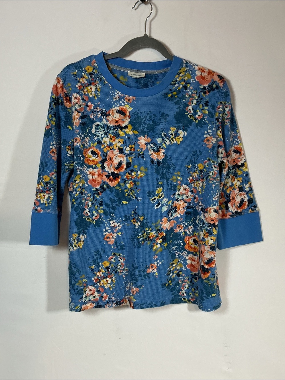 Sundance Blue Floral Crewneck 3/4 Sleeve Top with Cuffs